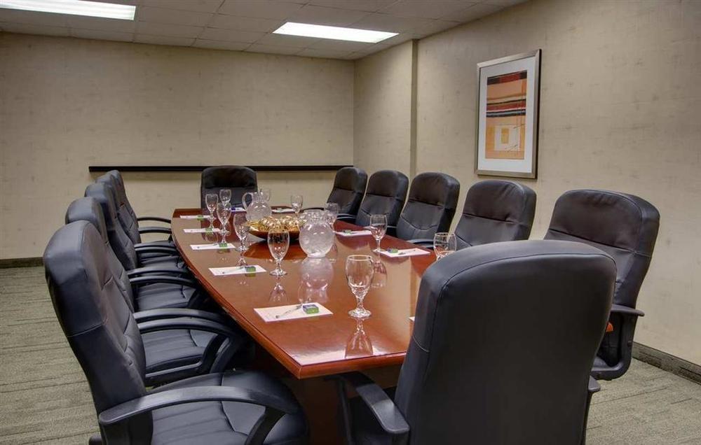 Hampton Inn & Suites Milwaukee Downtown Business photo